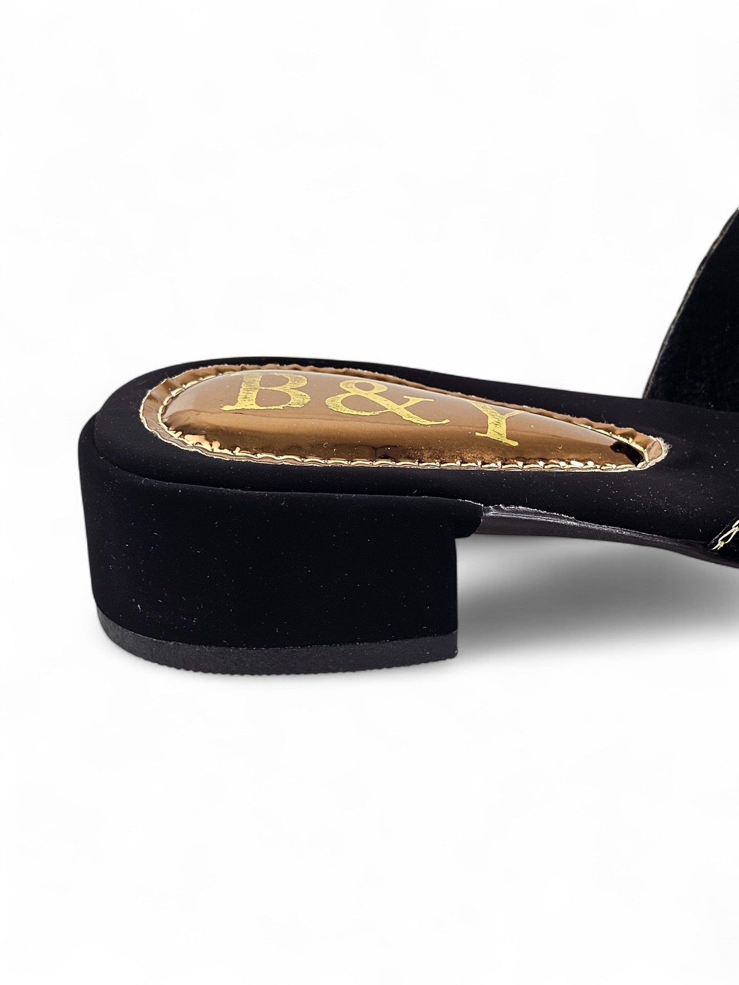 Nuvina Black Block Heel Flip-Flop