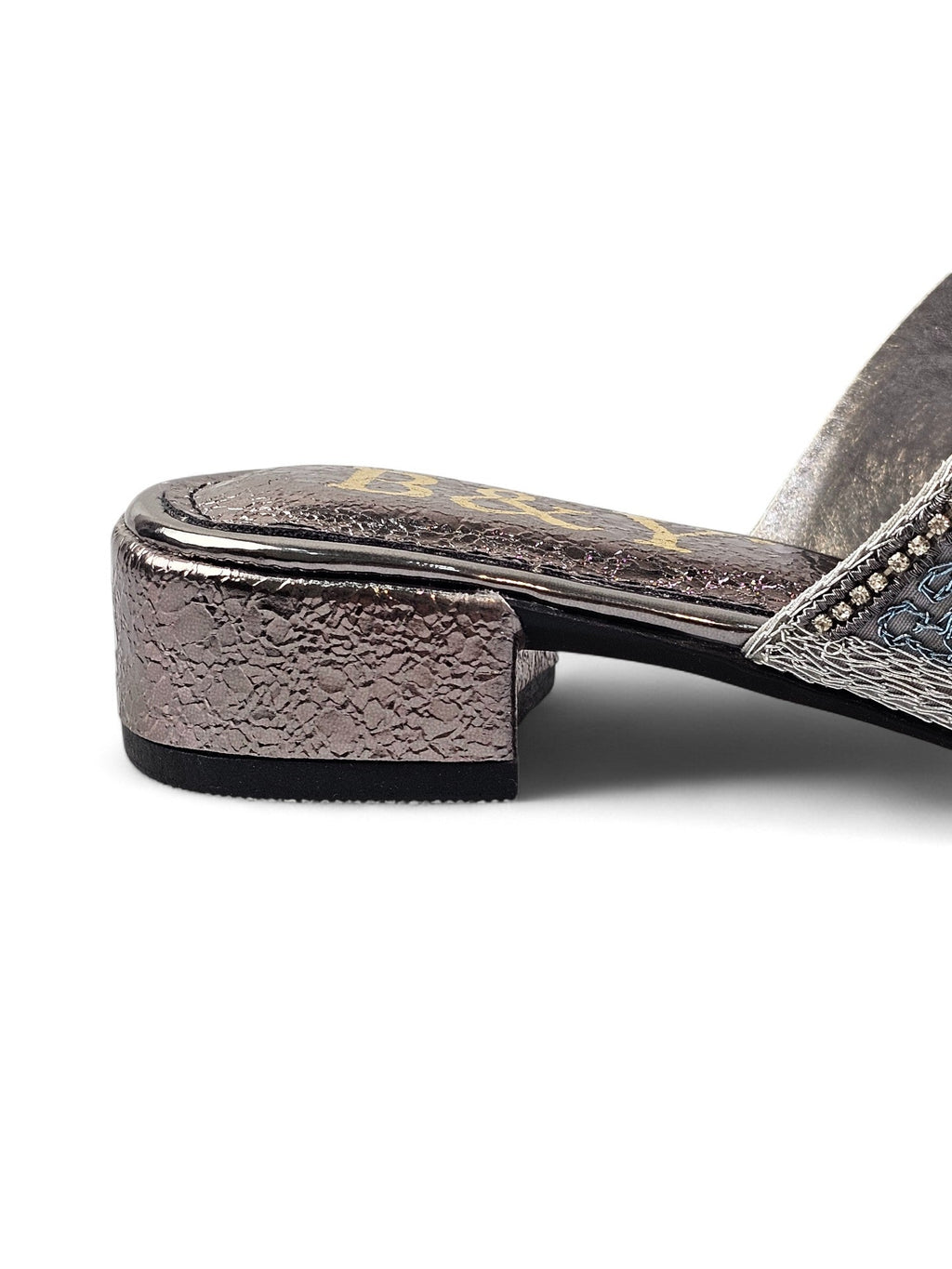 Aura Silver Block Heel Flip Flop - Bilwani & Yakoob