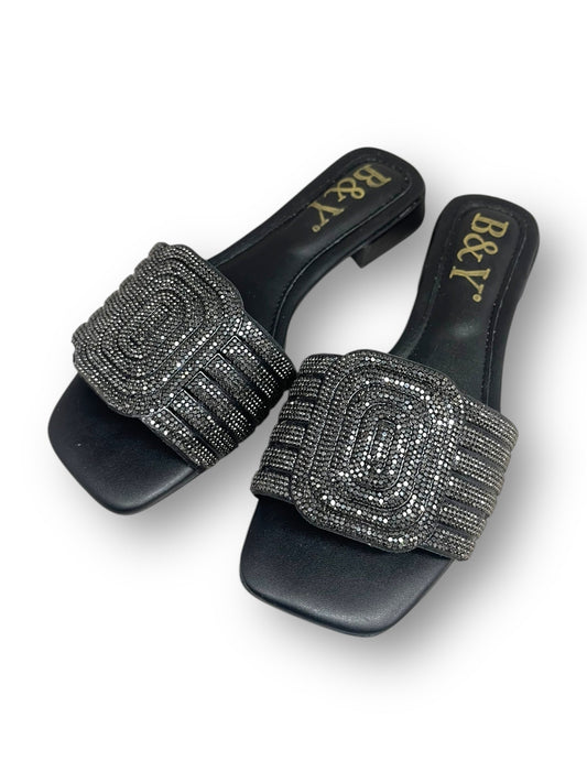 Ellune Black Low Heel Slip-on Sandal