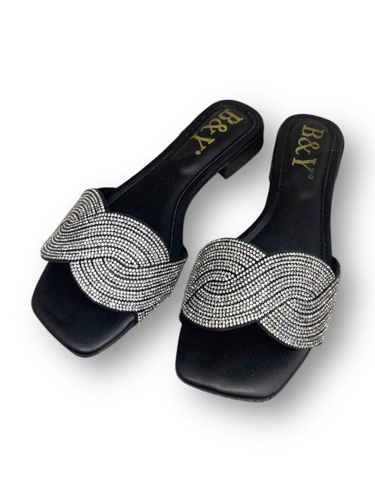 Jynoa Black Low Heel Slip-on Sandal