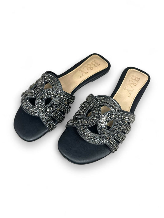 Sarellia Black Flat Slip-on Sandal