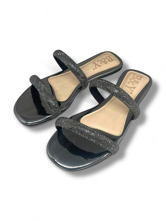 Clasp Silver Flat Slip-on Sandal